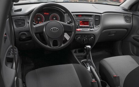 KIA Rio II, 2011 год, 829 000 рублей, 6 фотография