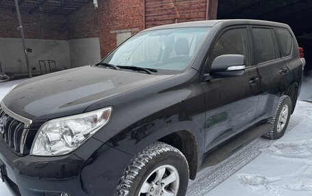 Toyota Land Cruiser Prado 150 рестайлинг 2, 2010 год, 3 400 000 рублей, 2 фотография