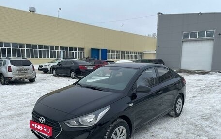 Hyundai Solaris II рестайлинг, 2019 год, 1 450 000 рублей, 13 фотография