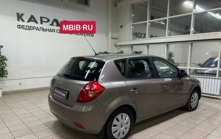 KIA cee'd I рестайлинг, 2009 год, 860 000 рублей, 2 фотография