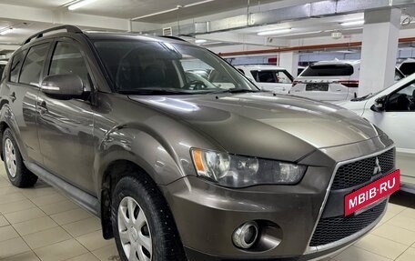 Mitsubishi Outlander III рестайлинг 3, 2011 год, 1 200 000 рублей, 3 фотография