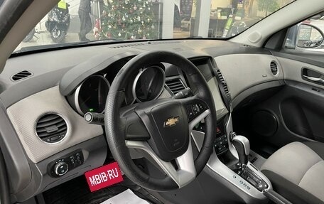 Chevrolet Cruze II, 2011 год, 747 000 рублей, 12 фотография