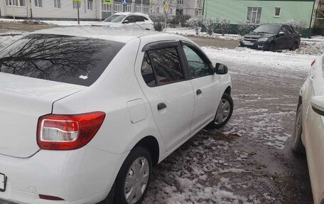 Renault Logan II, 2017 год, 980 000 рублей, 7 фотография