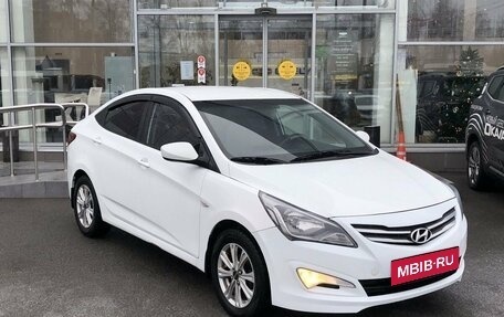 Hyundai Solaris II рестайлинг, 2015 год, 972 000 рублей, 3 фотография