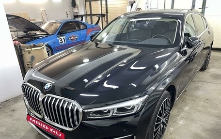 BMW 7 серия, 2019 год, 8 000 000 рублей, 9 фотография