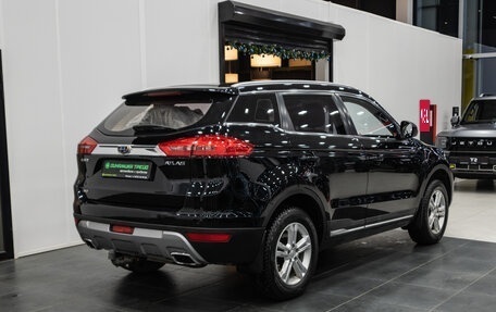 Geely Atlas I, 2018 год, 1 870 000 рублей, 6 фотография