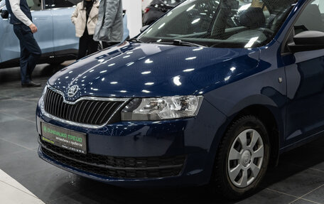 Skoda Rapid I, 2015 год, 915 000 рублей, 3 фотография