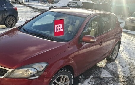 KIA cee'd I рестайлинг, 2011 год, 900 000 рублей, 2 фотография