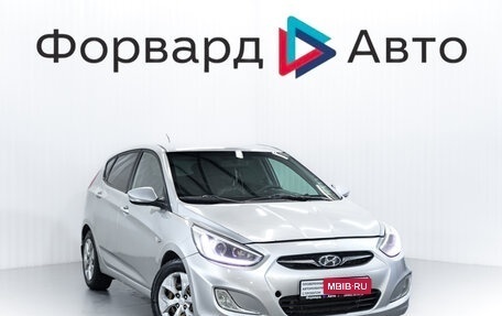 Hyundai Solaris II рестайлинг, 2014 год, 780 000 рублей, 1 фотография