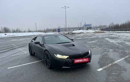 BMW i8 I рестайлинг, 2017 год, 7 200 000 рублей, 18 фотография