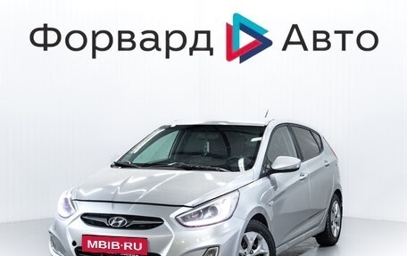 Hyundai Solaris II рестайлинг, 2014 год, 780 000 рублей, 3 фотография