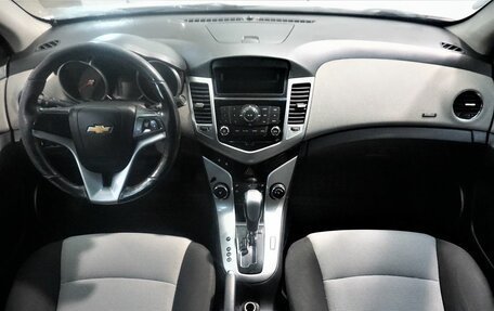 Chevrolet Cruze II, 2012 год, 679 800 рублей, 9 фотография