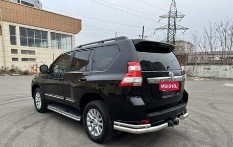 Toyota Land Cruiser Prado 150 рестайлинг 2, 2016 год, 4 700 000 рублей, 4 фотография