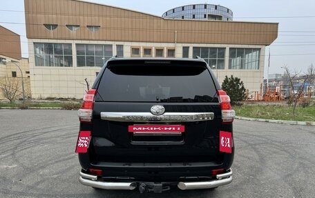 Toyota Land Cruiser Prado 150 рестайлинг 2, 2016 год, 4 700 000 рублей, 5 фотография