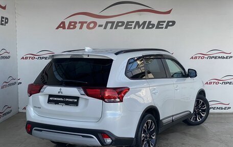 Mitsubishi Outlander III рестайлинг 3, 2021 год, 2 530 000 рублей, 5 фотография