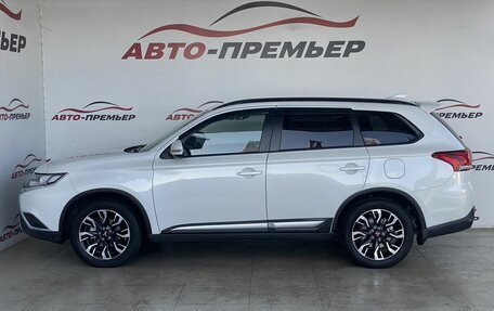 Mitsubishi Outlander III рестайлинг 3, 2021 год, 2 530 000 рублей, 8 фотография