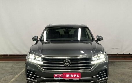 Volkswagen Touareg III, 2019 год, 5 199 000 рублей, 2 фотография