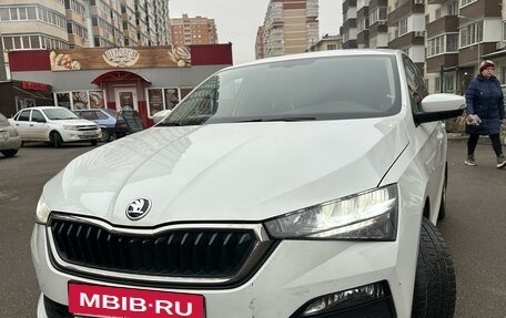 Skoda Rapid II, 2021 год, 2 200 000 рублей, 2 фотография