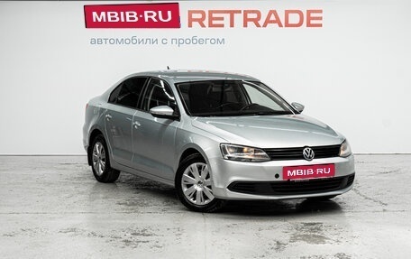 Volkswagen Jetta VI, 2011 год, 845 000 рублей, 3 фотография