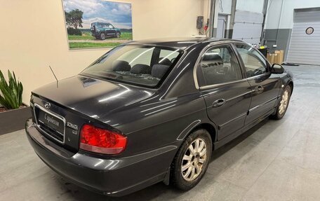 Hyundai Sonata IV рестайлинг, 2004 год, 750 000 рублей, 4 фотография