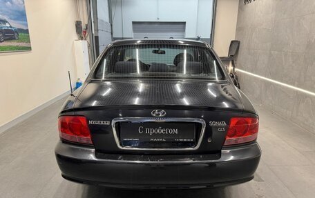 Hyundai Sonata IV рестайлинг, 2004 год, 750 000 рублей, 5 фотография