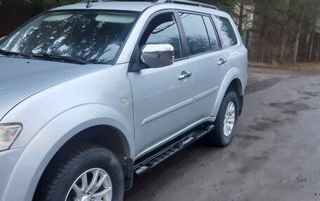 Mitsubishi Pajero Sport II рестайлинг, 2014 год, 2 200 000 рублей, 2 фотография