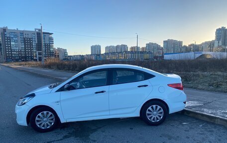 Hyundai Solaris II рестайлинг, 2014 год, 680 000 рублей, 3 фотография