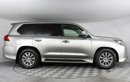 Lexus LX III, 2016 год, 8 900 000 рублей, 4 фотография