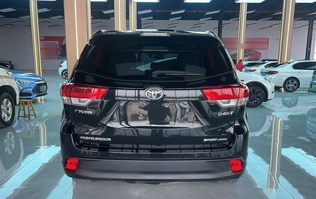 Toyota Highlander III, 2021 год, 4 100 000 рублей, 7 фотография