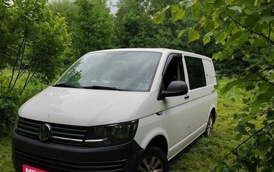 Volkswagen Transporter T5 рестайлинг, 2015 год, 2 350 000 рублей, 1 фотография