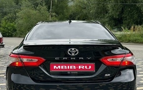 Toyota Camry, 2019 год, 2 250 000 рублей, 8 фотография