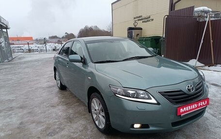 Toyota Camry, 2007 год, 950 000 рублей, 2 фотография