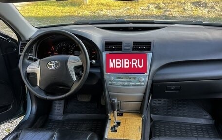 Toyota Camry, 2007 год, 950 000 рублей, 4 фотография