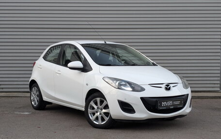 Mazda 2 III, 2014 год, 1 080 000 рублей, 3 фотография