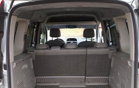 Renault Kangoo II рестайлинг, 2011 год, 920 000 рублей, 5 фотография