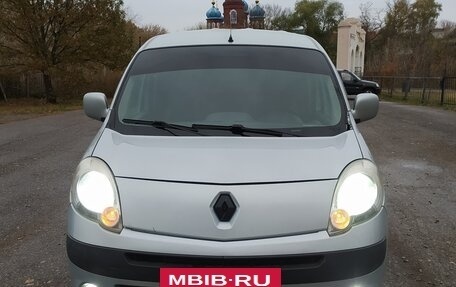 Renault Kangoo II рестайлинг, 2011 год, 920 000 рублей, 9 фотография