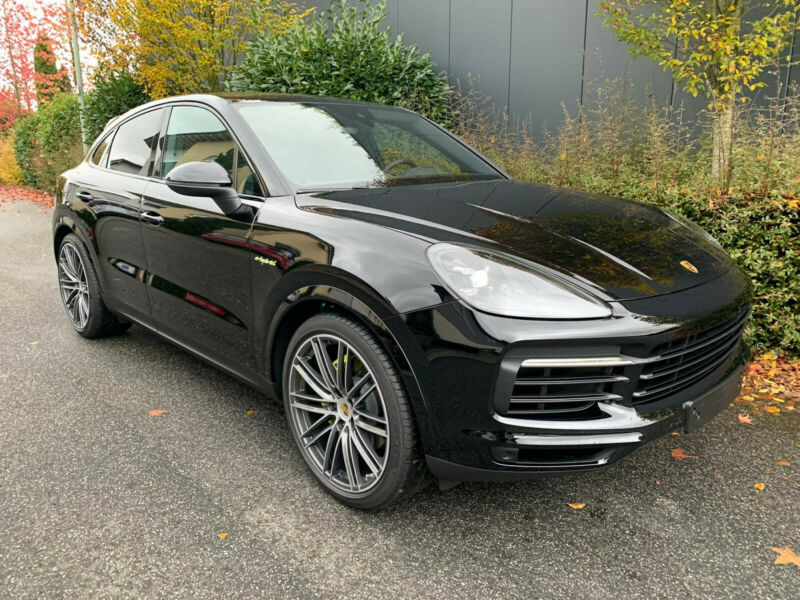 Porsche Cayenne GTS, 2021 год, 29 800 000 рублей, 12 фотография