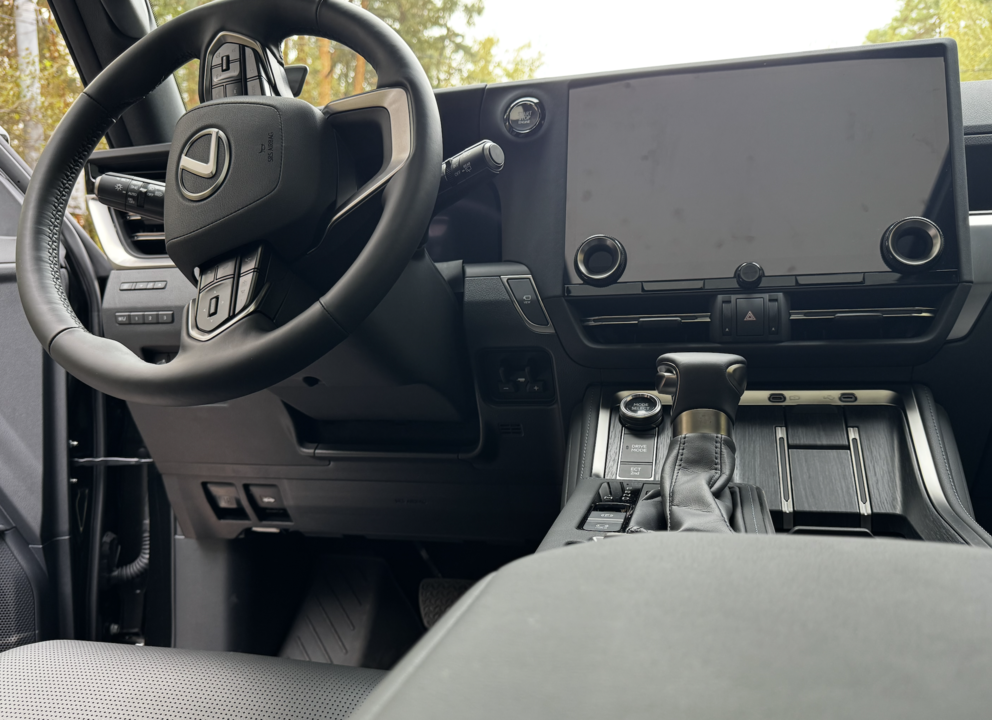 Lexus GX II рестайлинг 2, 2024 год, 15 000 000 рублей, 15 фотография