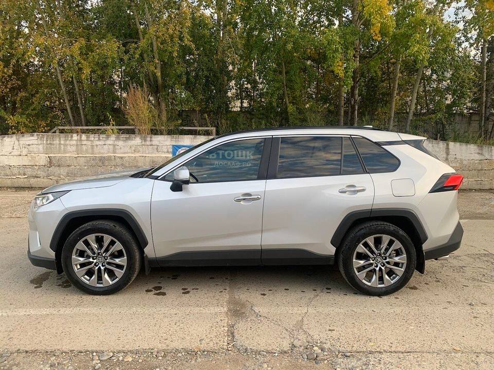 Toyota RAV 4, 2023 год, 780 000 рублей, 5 фотография