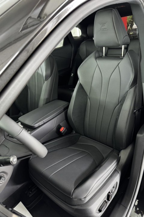 Lexus RX IV рестайлинг, 2024 год, 10 200 000 рублей, 16 фотография