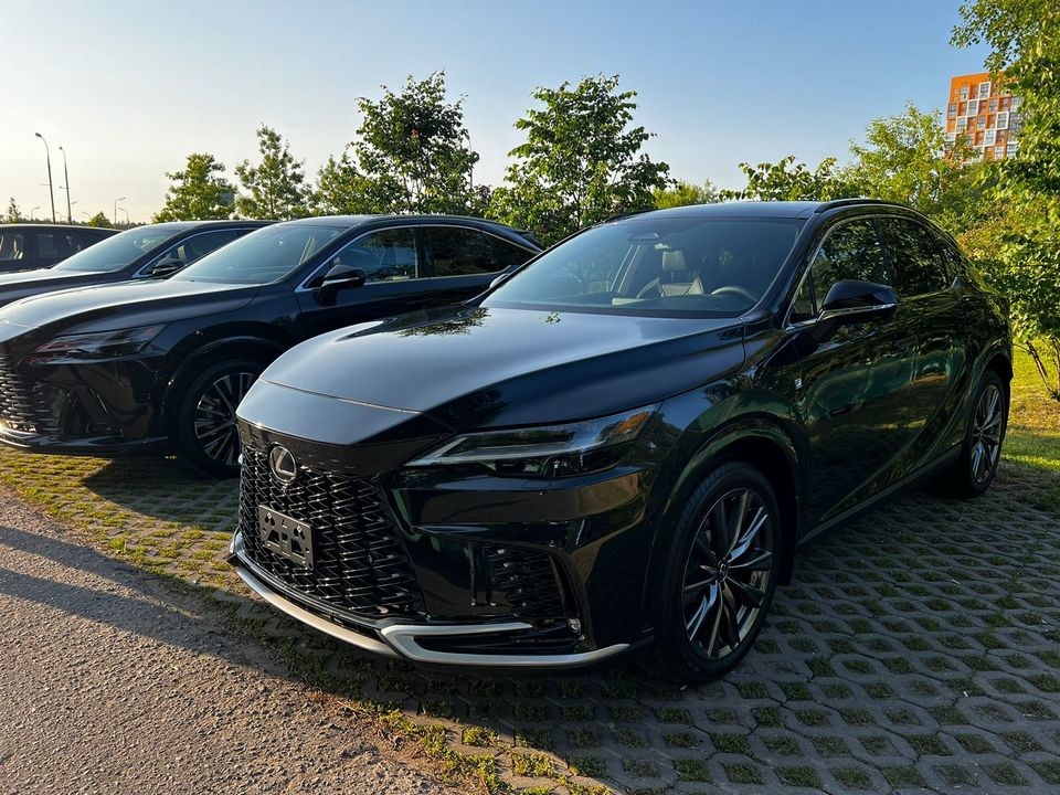 Lexus RX IV рестайлинг, 2024 год, 10 200 000 рублей, 3 фотография