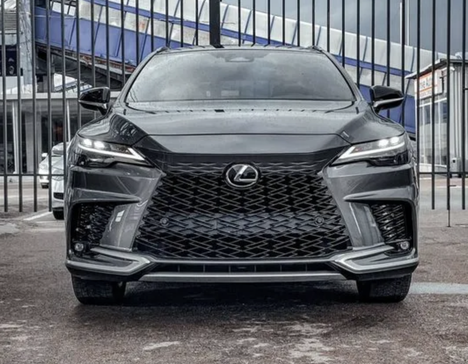 Lexus RX IV рестайлинг, 2024 год, 9 800 000 рублей, 1 фотография
