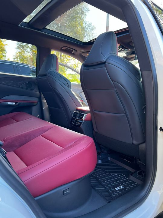 Lexus RX IV рестайлинг, 2025 год, 11 500 000 рублей, 12 фотография