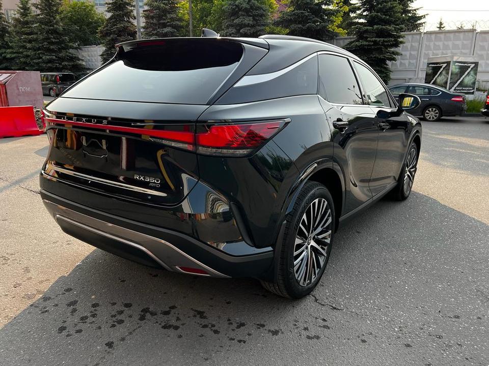 Lexus RX IV рестайлинг, 2024 год, 9 800 000 рублей, 3 фотография