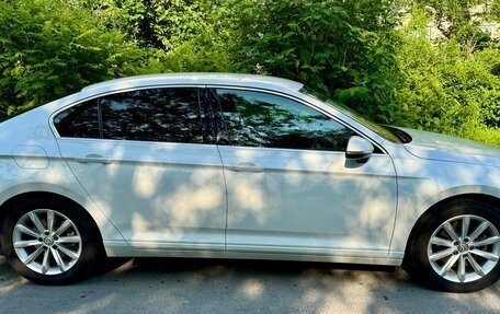Volkswagen Passat B8 рестайлинг, 2015 год, 1 530 000 рублей, 9 фотография