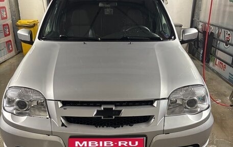 Chevrolet Niva I рестайлинг, 2012 год, 550 000 рублей, 1 фотография