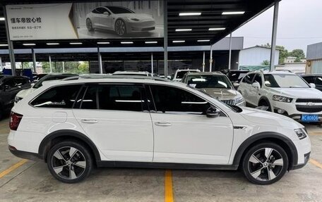 Skoda Octavia IV, 2021 год, 1 350 200 рублей, 3 фотография