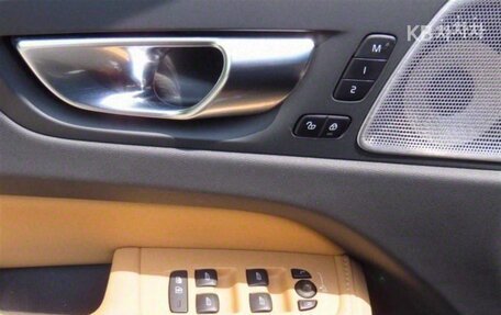 Volvo XC60 II, 2021 год, 3 308 200 рублей, 11 фотография