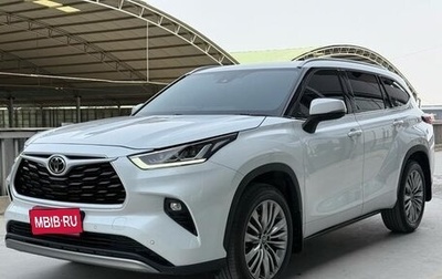 Toyota Highlander, 2022 год, 3 650 000 рублей, 1 фотография