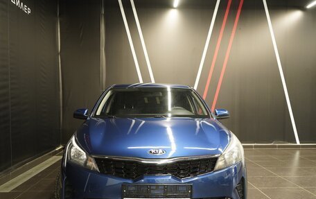 KIA Rio IV, 2021 год, 2 429 000 рублей, 2 фотография